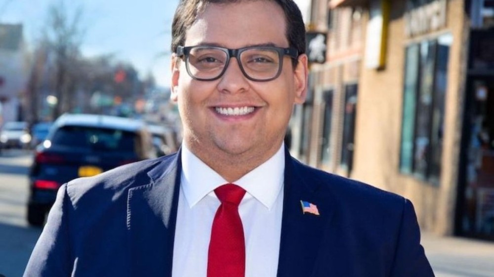 Relatório indica que George Santos usou fundos de campanha no OnlyFans