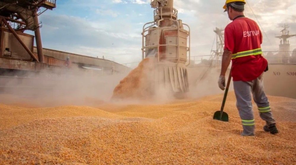Balança comercial: pesquisa aponta para superávit de R$ 500 bilhões impulsionado pelo agronegócio
