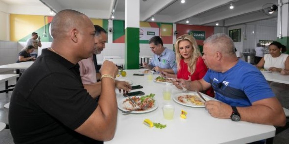 Vereadores e deputado visitam o novo Restaurante Popular e aprovam a comida e a sensibilidade da gestão no combate à insegurança alimentar