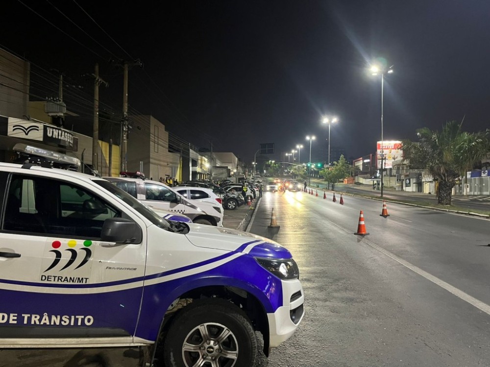 Operação Lei Seca resulta na prisão de 4 motoristas e na remoção de 50 veículos