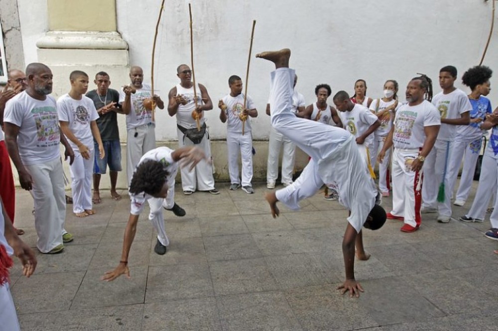 Comissão discute ensino da história afro-brasileira e indígena nas escolas