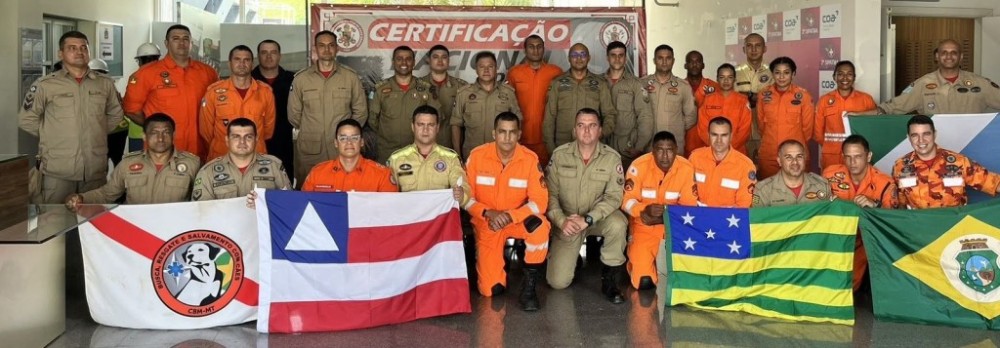 Bombeiros fazem curso para atuar como árbitros de Certificação Nacional de Cães