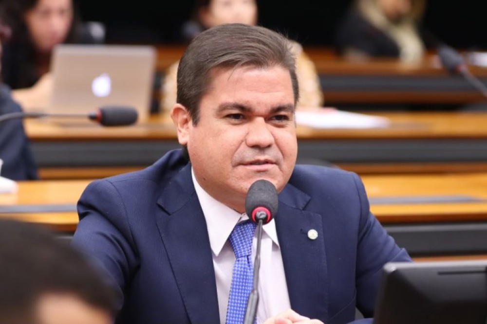 Comissão aprova proposta que prevê normas de segurança em parques infantis de estabelecimentos comerciais