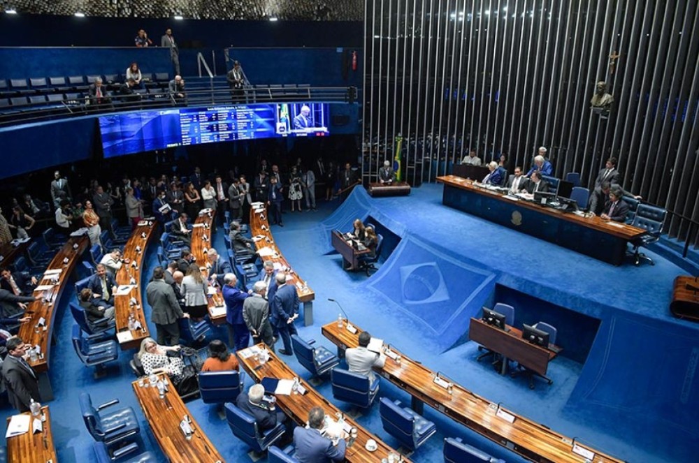 Projeto que facilita liberação de agrotóxicos vai a Plenário nesta terça