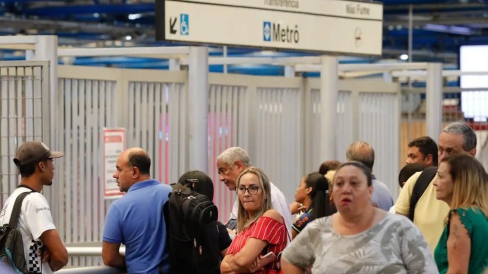 Trabalhadores iniciam greve no Metrô e CPTM nesta terça (28)