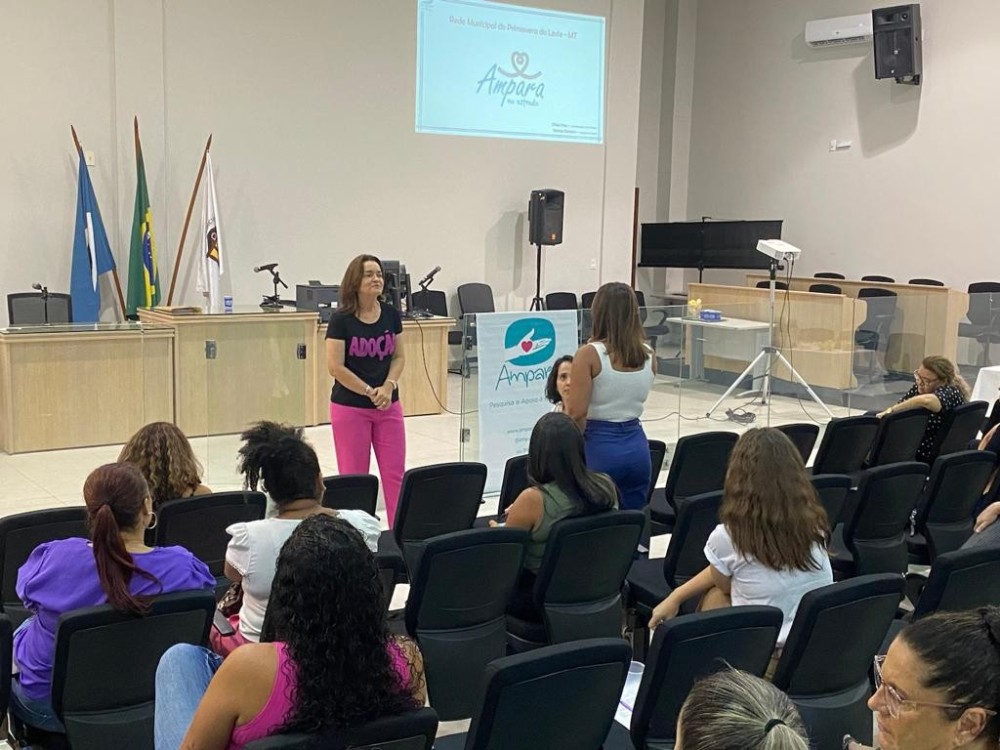 Associação de Apoio à Adoção visita comarcas do interior para levar informações sobre a causa
