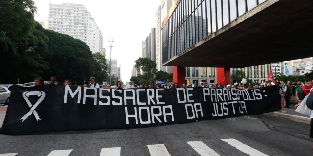 Parentes de vítimas do 