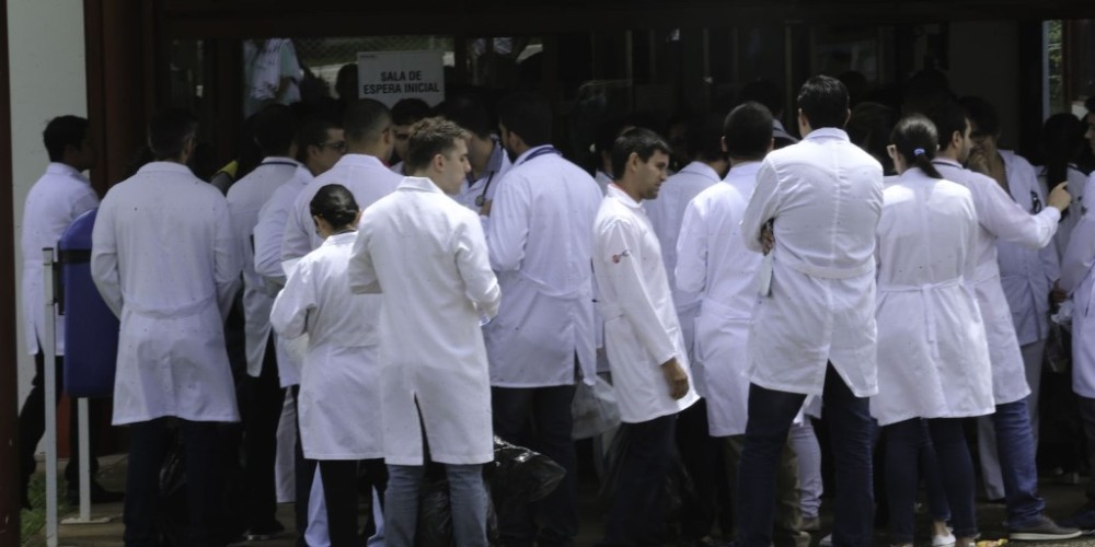 Inep aplica segunda etapa de provas do Revalida neste fim de semana
