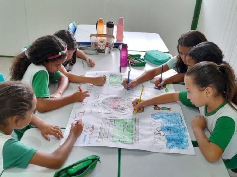 Estudantes apresentam trabalhos e participam de oficinas com temáticas do movimento afro-brasileiro