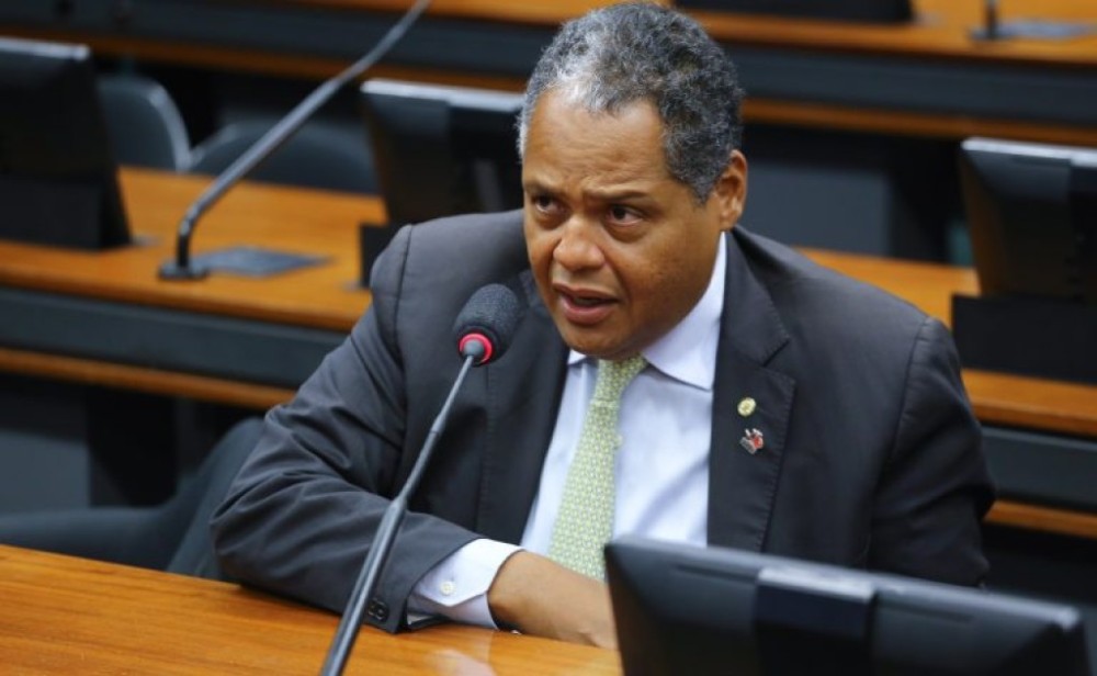 Deputado defende aumento de orçamento para combater a tuberculose no Brasil