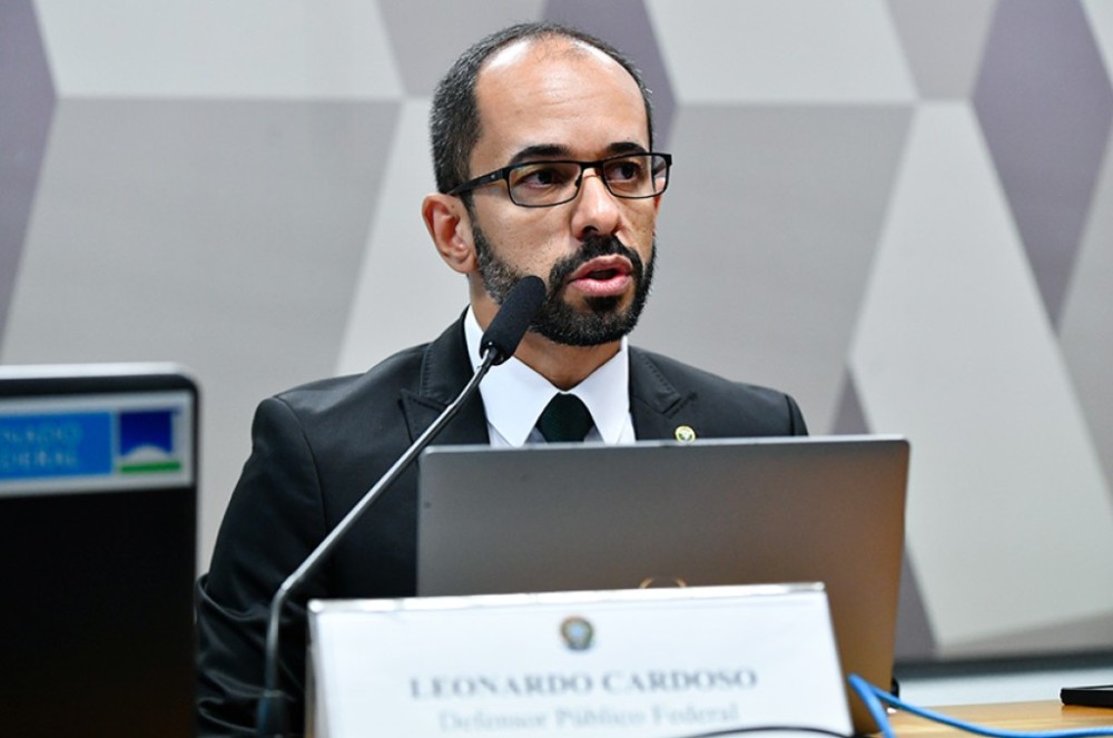 CCJ aprova Leonardo Magalhães para defensor público-geral; indicação vai ao Plenário