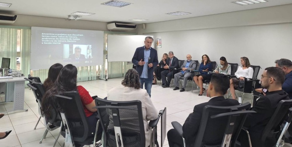 Grupo de Fiscalização do Sistema Carcerário de Mato Grosso recebe comitiva amazonense