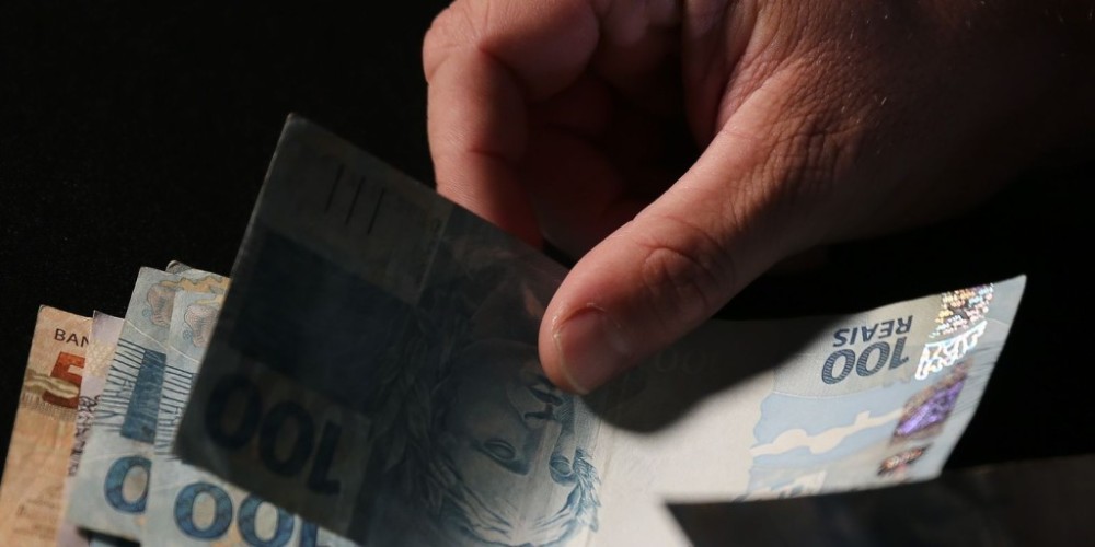 Segunda parcela do décimo terceiro deve injetar R$ 106 bi na economia
