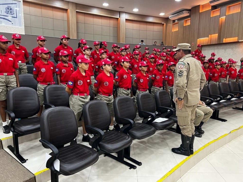 Formatura dos alunos do Projeto Social Bombeiros do Futuro será hoje (8)