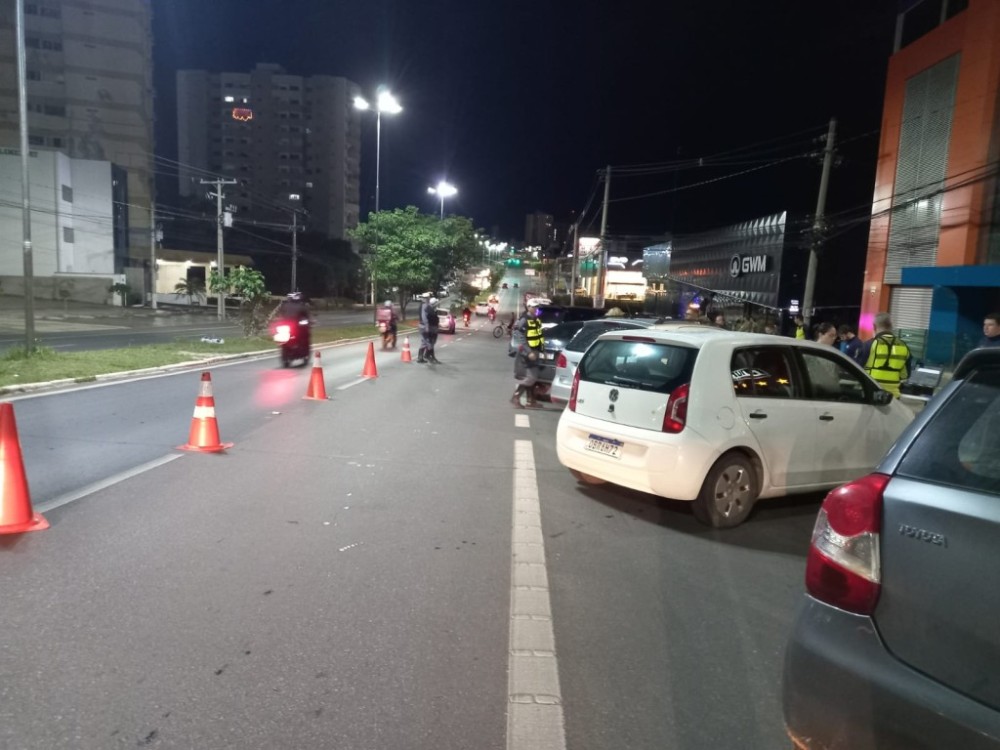 Oito motoristas são presos e 59 veículos removidos durante operação em Cuiabá