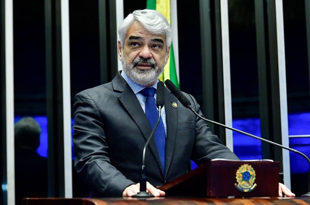 Humberto Costa destaca atuação da CAS em 2023