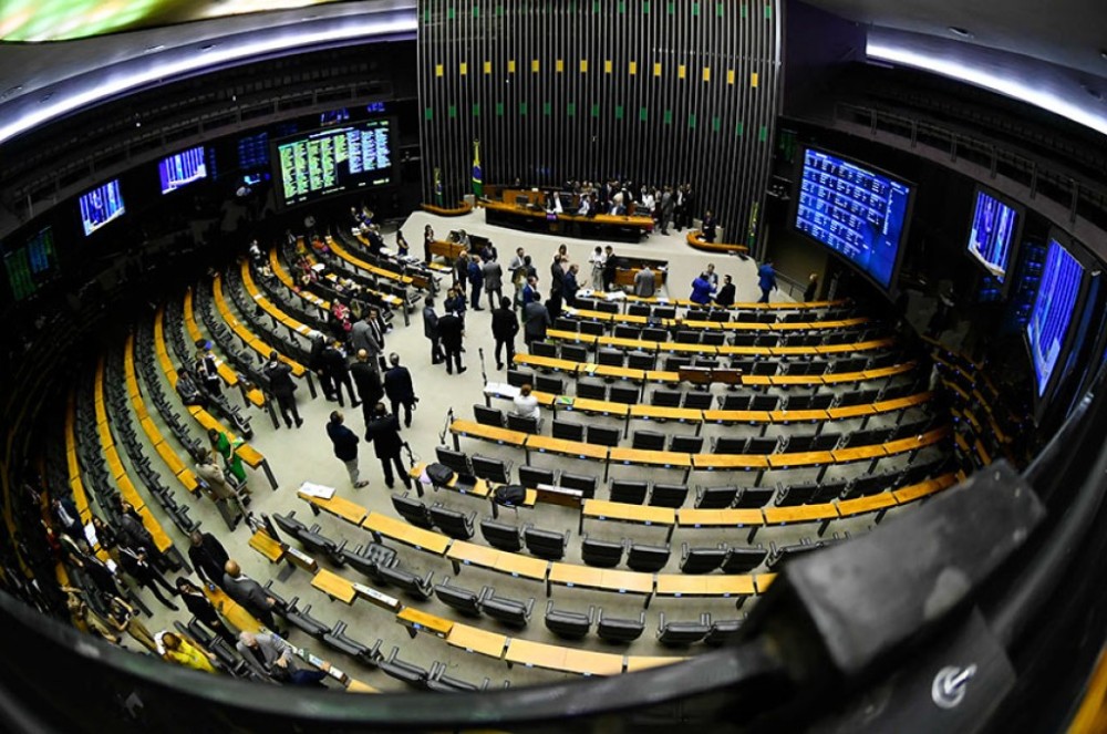 Rejeitado veto que trata da concessão de bolsas de pesquisa a servidores públicos