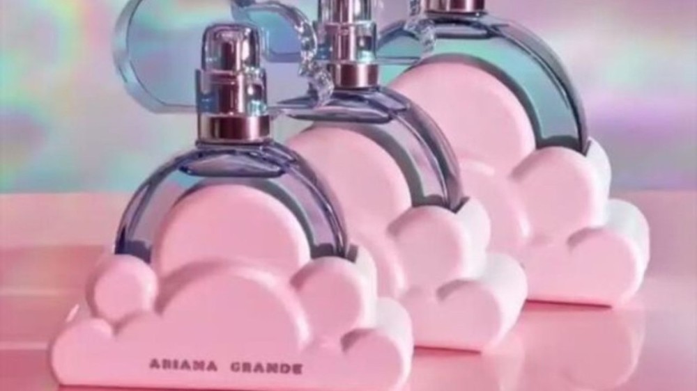 Cloud Pink, a nova fragrância de Ariana Grande é boa? Saiba o que dizem os especialistas