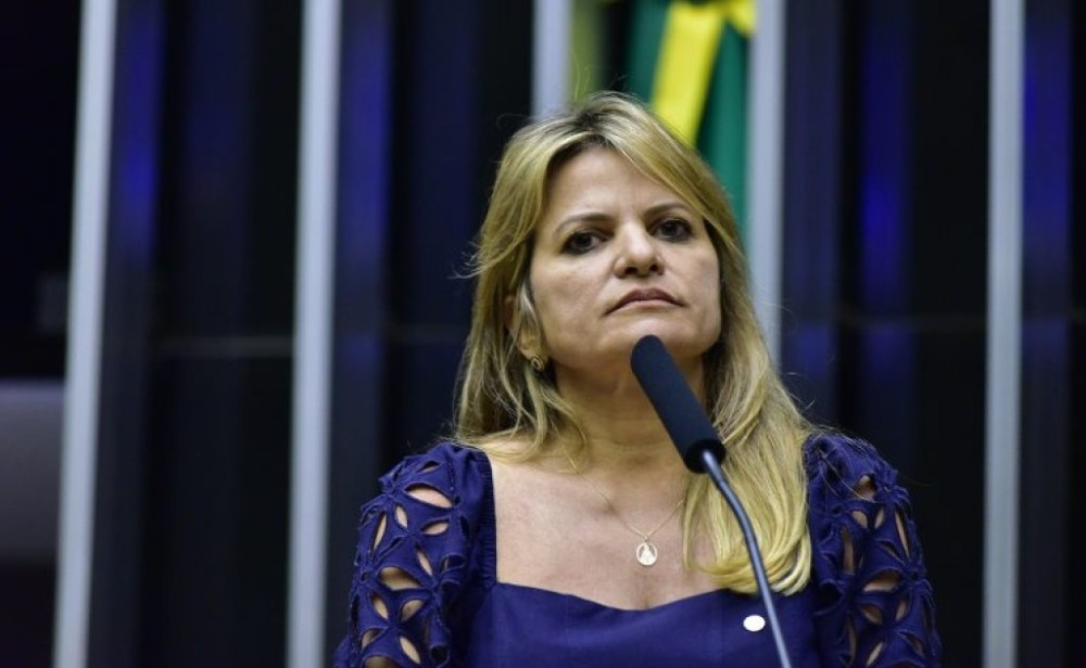 Comissão aprova proposta que obriga empregador a comunicar casos de doença que necessite de quarentena