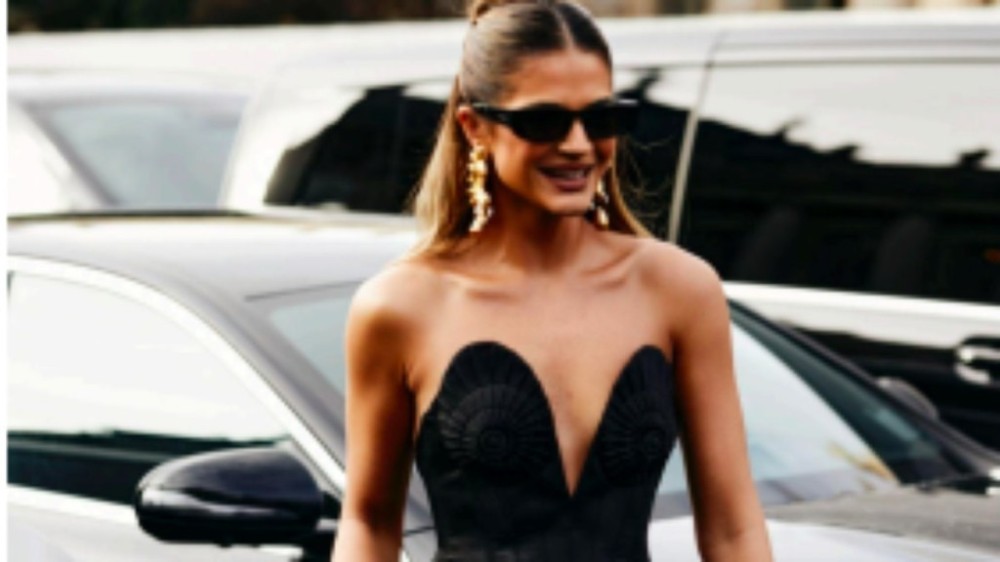 Influencers brasileiras prestigiam Semana de Moda de Paris
