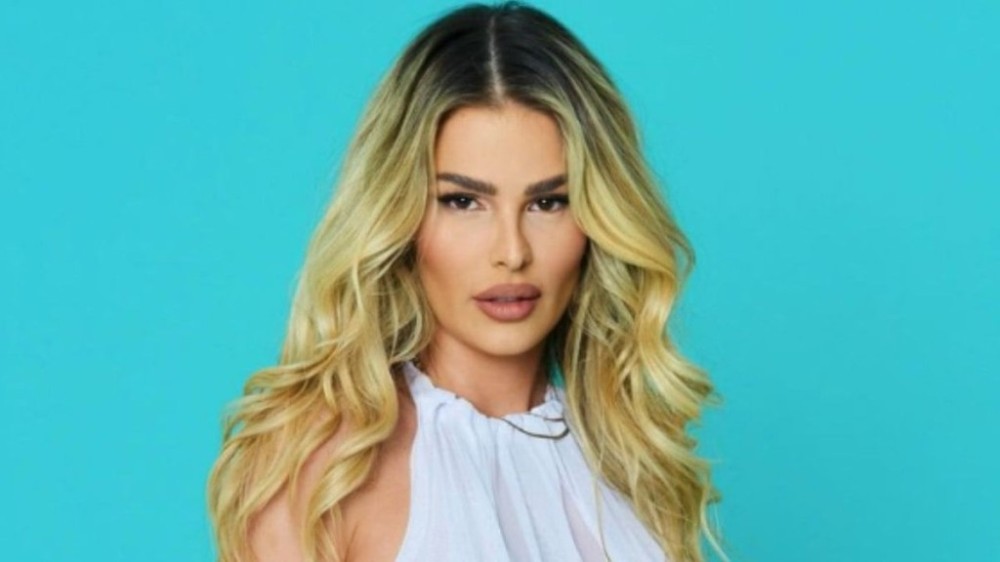 4 perfumes parecidos com o Pure XS usado por Yasmin Brunet