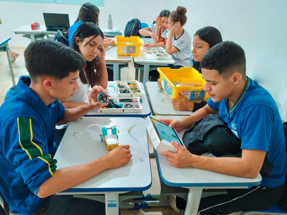 Programa de robótica da Seduc chega às escolas do campo