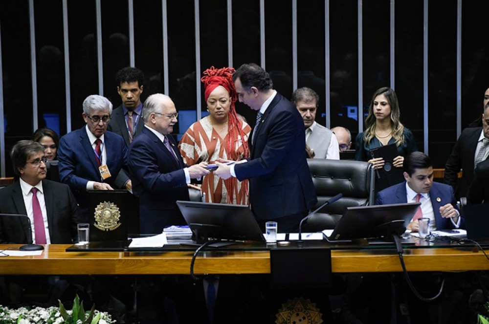 Representando o STF, Fachin destaca o papel da política na harmonia institucional