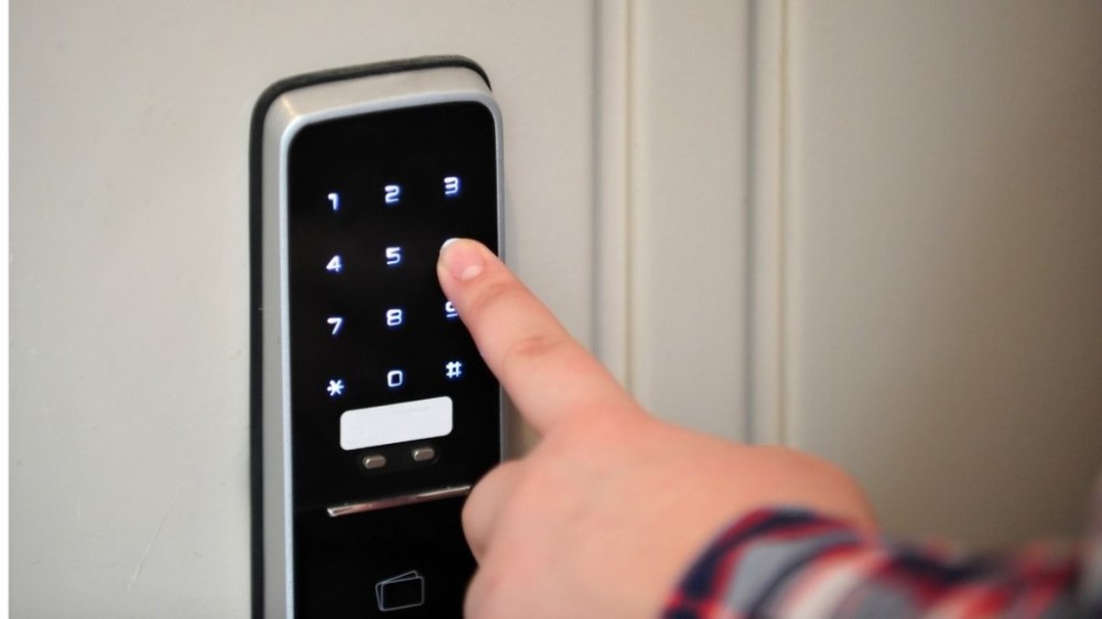 Fechadura digital: 4 melhores opções para uma casa inteligente e segura