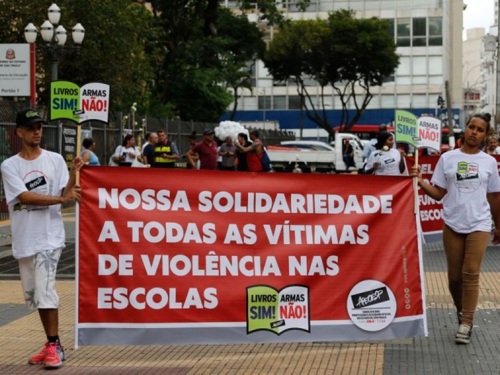 Projeto estabelece regras para monitorar conteúdos que estimulem violência em escolas