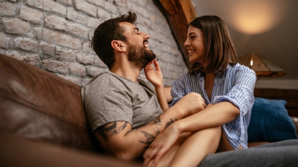 59 cantadas engraçadas para mandar para o contatinho