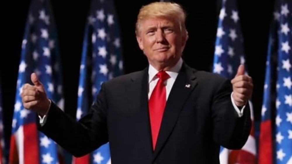 Suprema Corte decide à favor de Trump e ele segue como pré-candidato