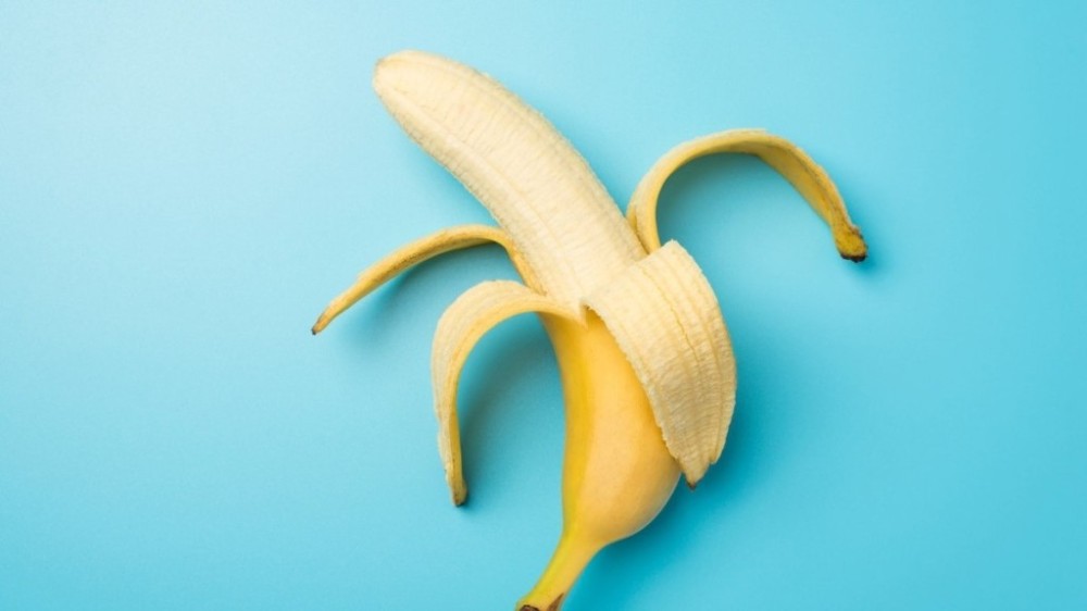Hidratação com banana: 3 receitas para ficar com o cabelo macio e brilhoso
