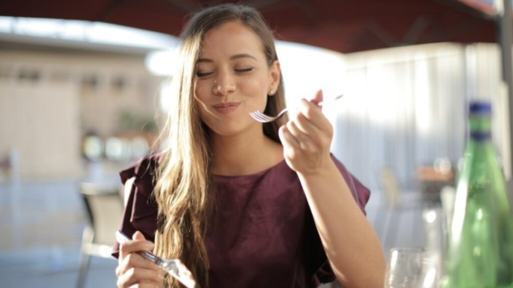 Alimentação para energia feminina: como ter mais saúde e acolhimento!