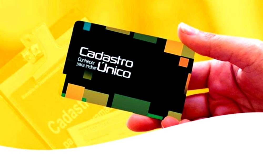 Equipe da secretaria de Assistência visita comunidade rural para atualização do Cadastro Único