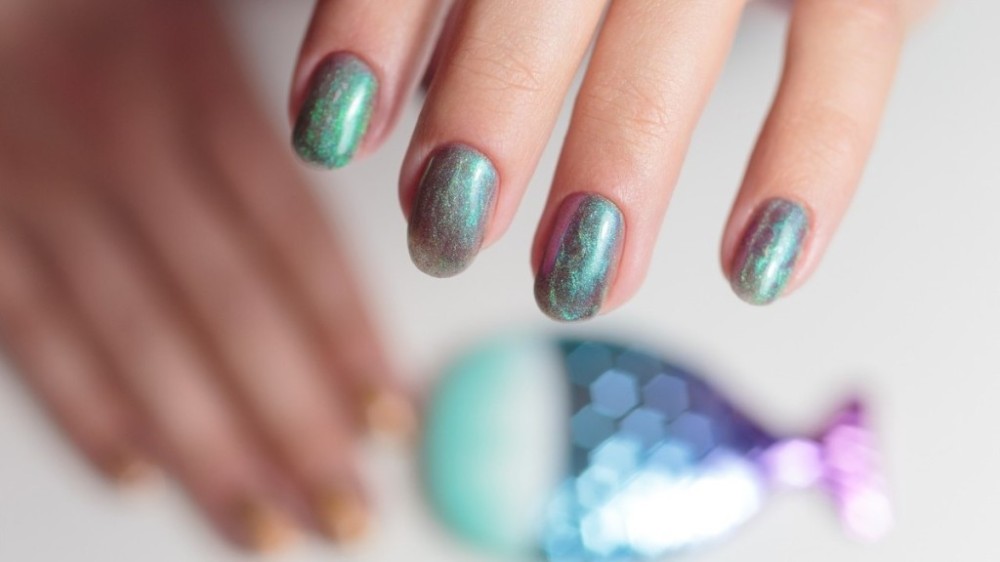 Esmaltes magnéticos fazem mal à saúde? Confira