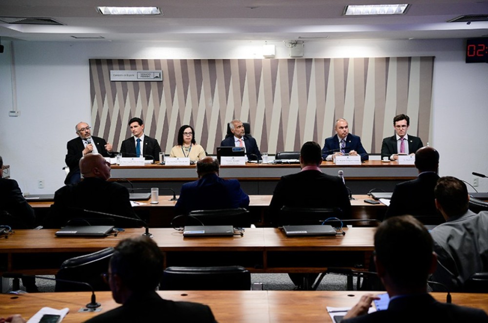 Debatedores defendem Plano Nacional do Esporte em audiência pública na CEsp