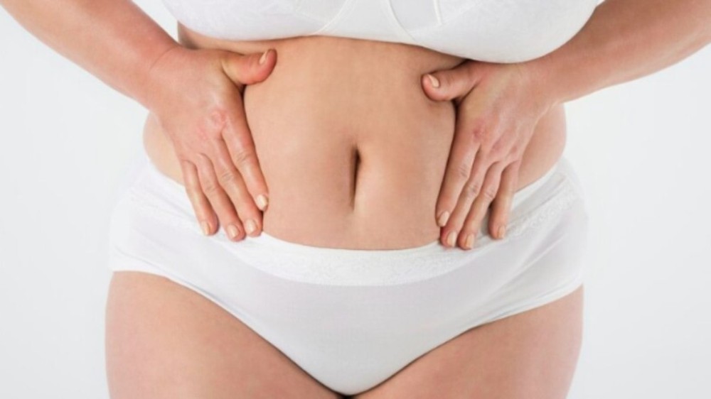 Barriga proeminente após a gestação? Pode ser flacidez do músculo