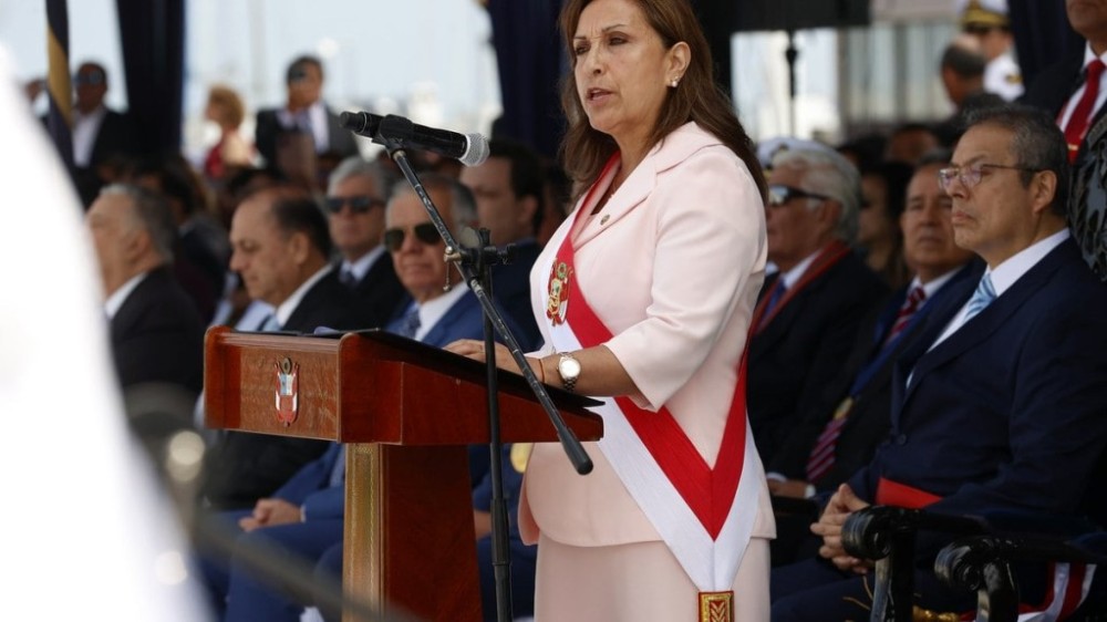 Presidente do Peru é alvo de buscas em meio a escândalo dos Rolex