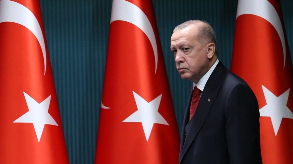 Partido de Erdogan perde eleição em Istambul e Ancara