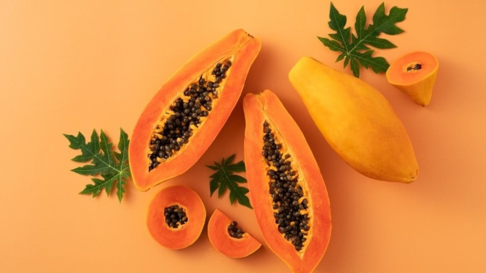 Qual a diferença entre mamão papaia e formosa?