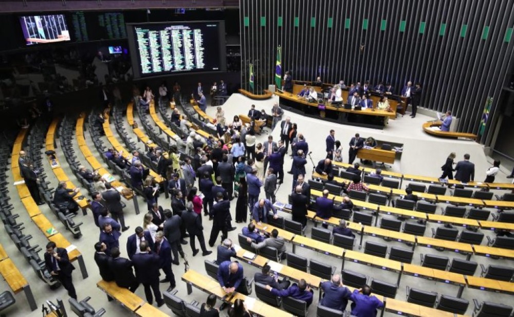 Câmara decide manter prisão preventiva do deputado Chiquinho Brazão