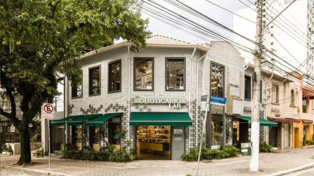 O Boticário abre cafeteria com sabores inspirados em fragrâncias
