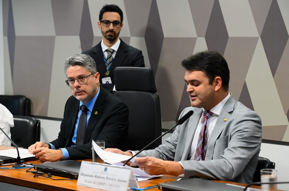 Comissão da MP 1.202 debate compensação tributária nesta terça