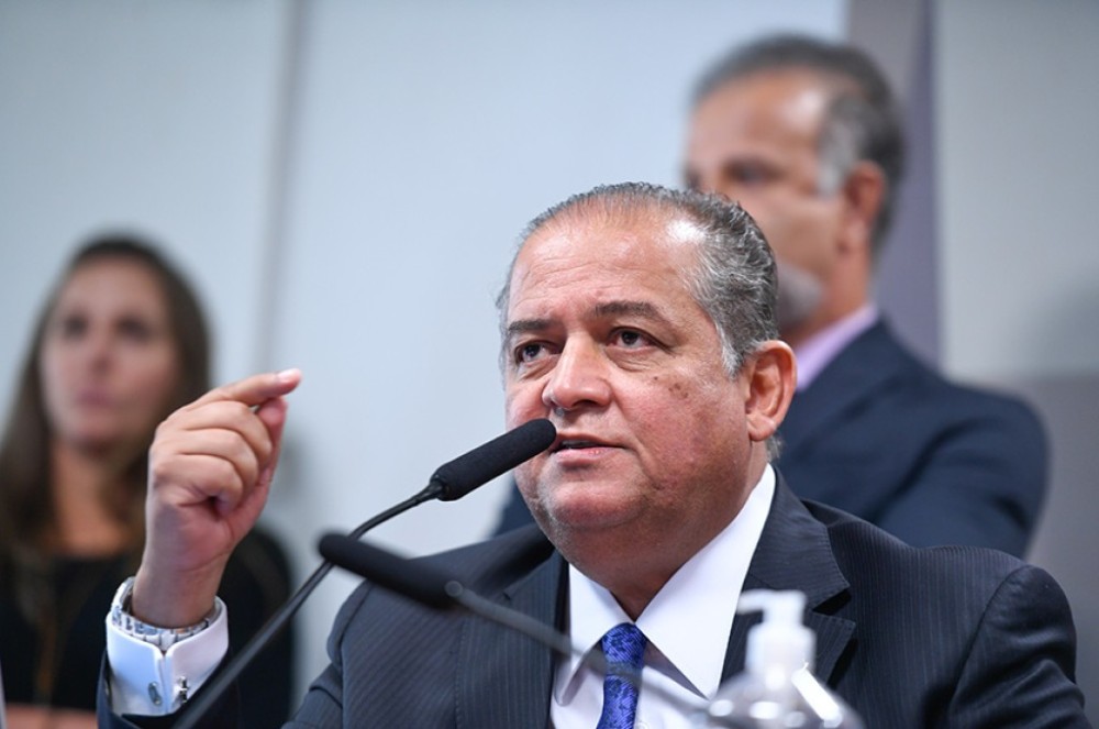 Vai a Plenário PEC que cria reajuste por tempo de exercício para servidores