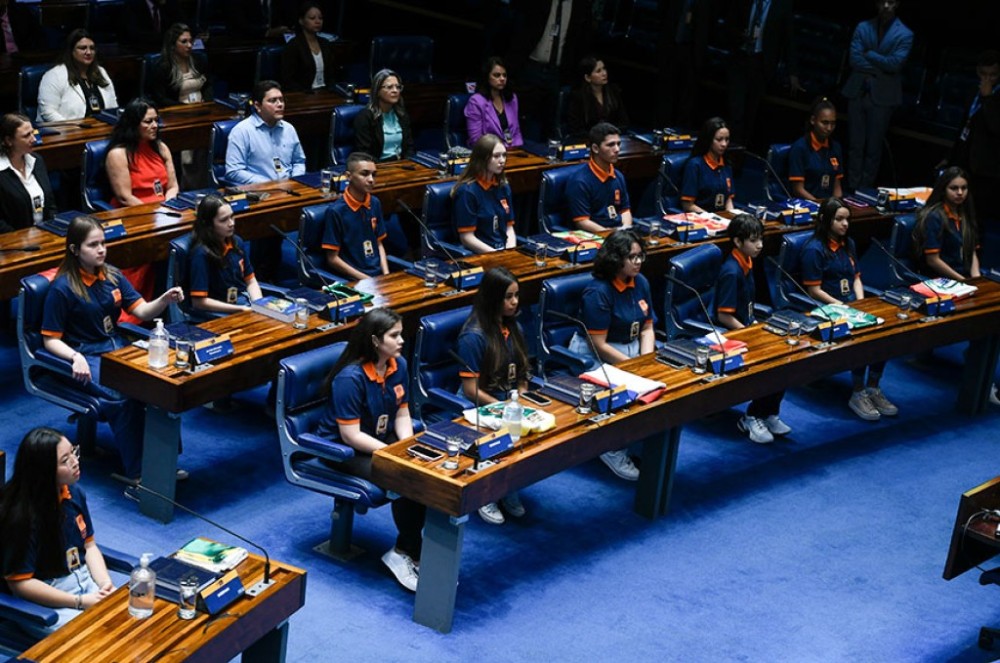 Inscrições para o Programa Jovem Senador 2024 terminam no dia 30 de abril