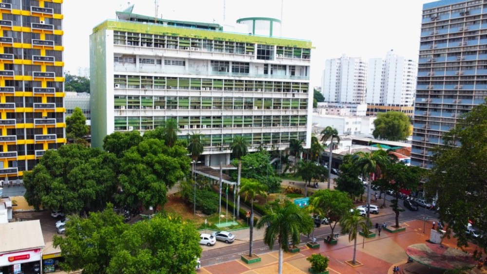 Prefeito mantém compromisso com o servidor e efetua pagamento da folha salarial de abril na terça-feira, dia 30