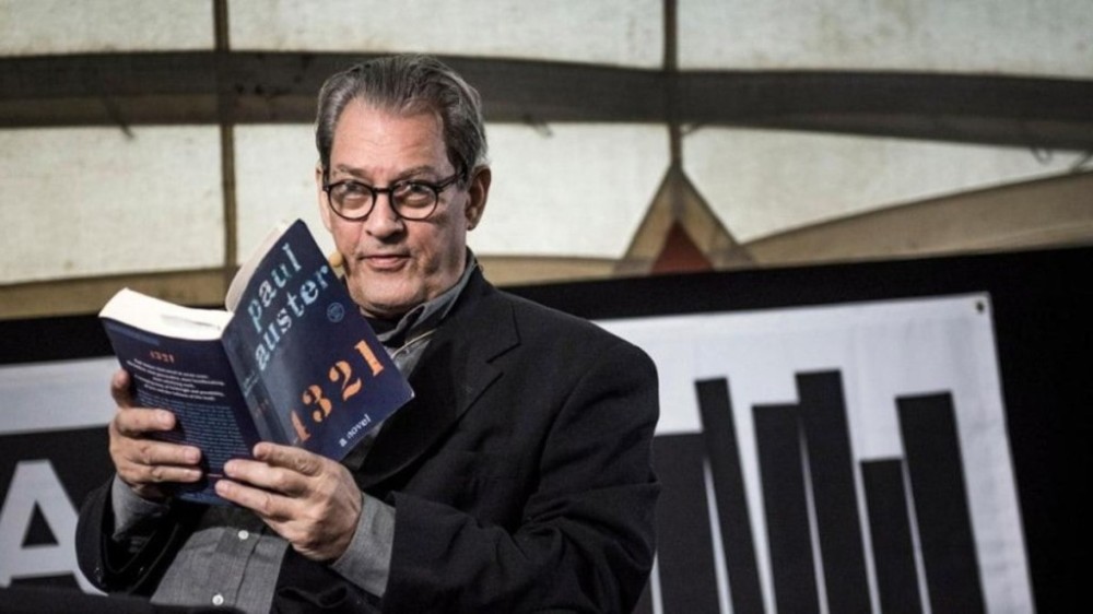 Morre o autor Paul Auster, aos 77 anos, vítima de câncer
