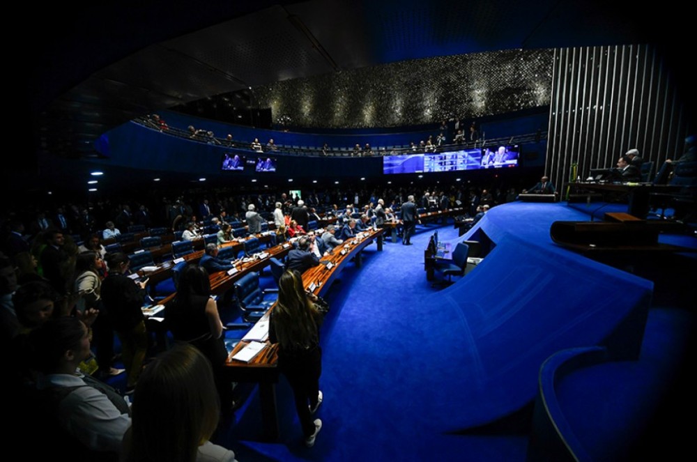Senado vota 