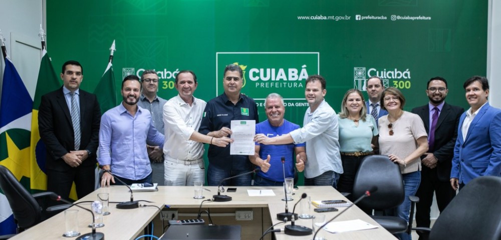 Prefeito de Cuiabá autoriza correção de perdas salariais de 2011 a 2015 de odontólogos que atuam na Saúde Pública da capital