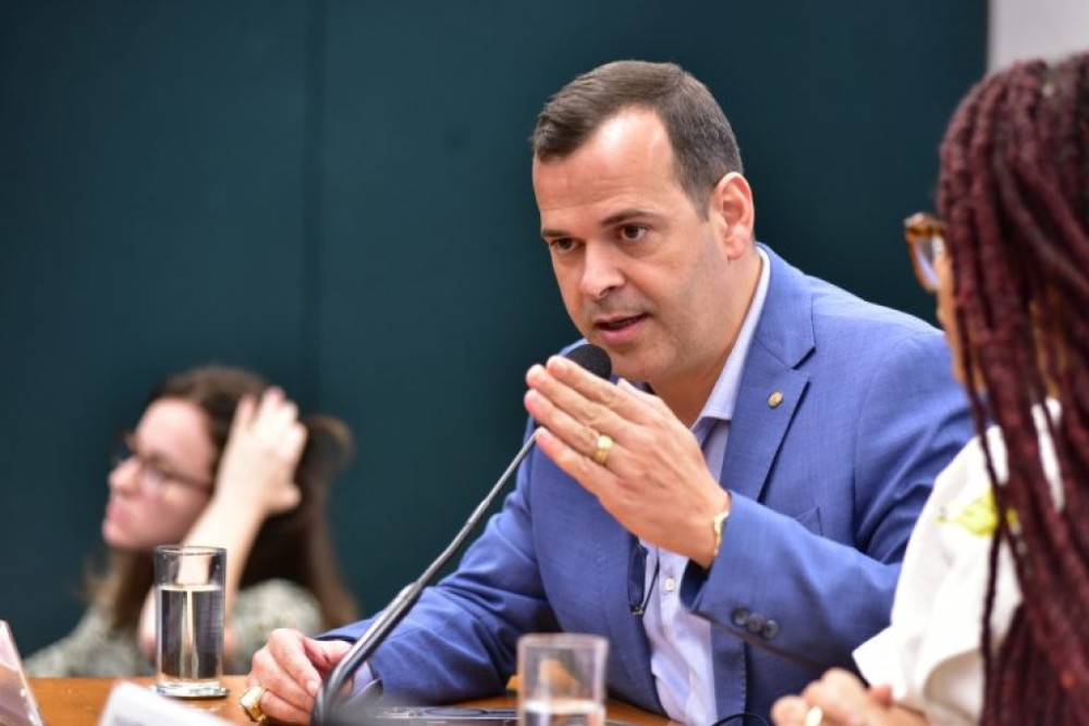 Comissão aprova projeto que prevê transporte de explosivos com escolta armada